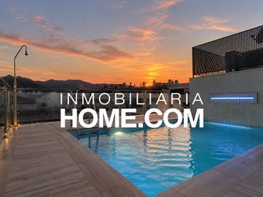 Àtic amb piscina en venda a Calle ISAAC PERAL N4
