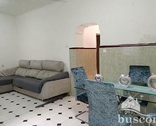 Sala d'estar de Casa o xalet en venda en Linares amb Aire condicionat, Terrassa i Traster
