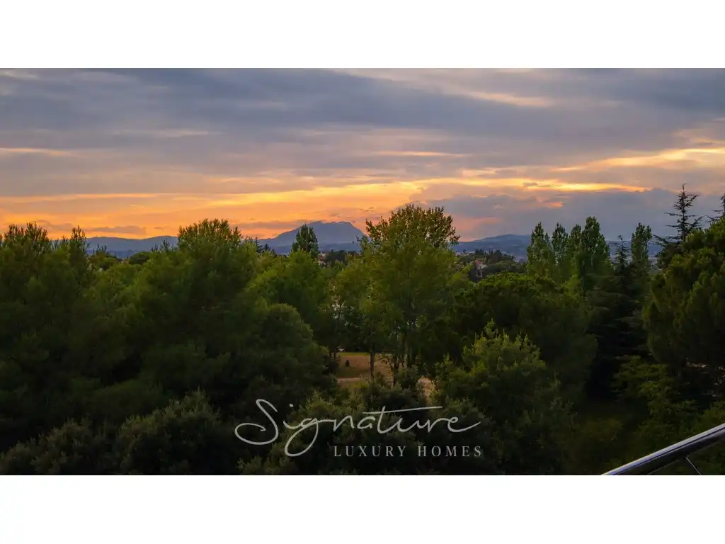 Vista exterior de Àtic de lloguer en Sant Cugat del Vallès amb Terrassa i Piscina comunitària