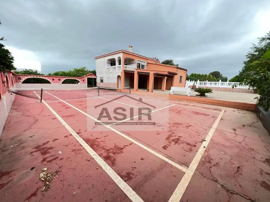 Xalet amb piscina en venda a Casc Urbà, imagen 10