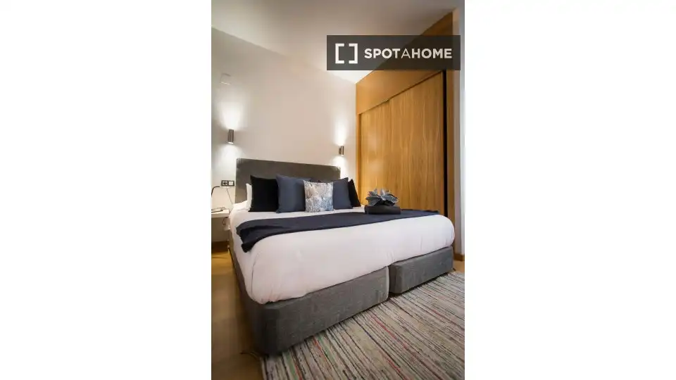 Dormitori de Apartament per a compartir en Málaga amb Aire condicionat, Calefacció i Terrassa