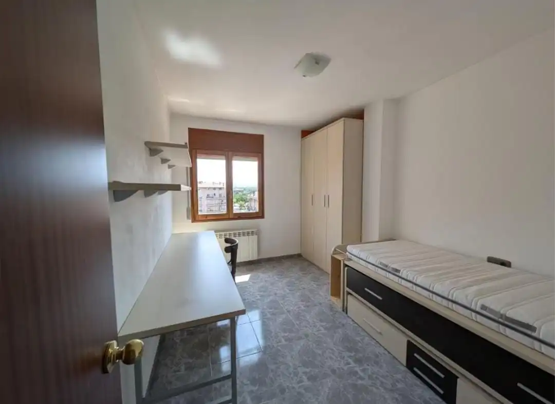 Bedroom of Flat for rent in Vic  with Heating, Furnished and Oven