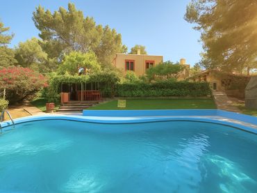Villa mit Pool zum Verkauf in Sant Agustí-Cala de Bou