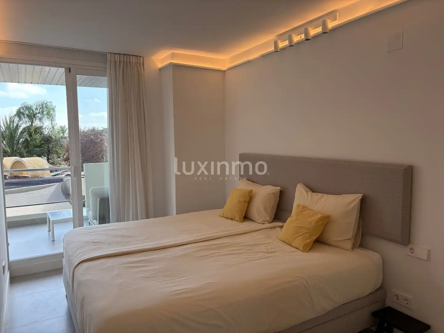 Appartamento con terrazza in vendita a Marina Botafoc - Platja de Talamanca, imagen 16