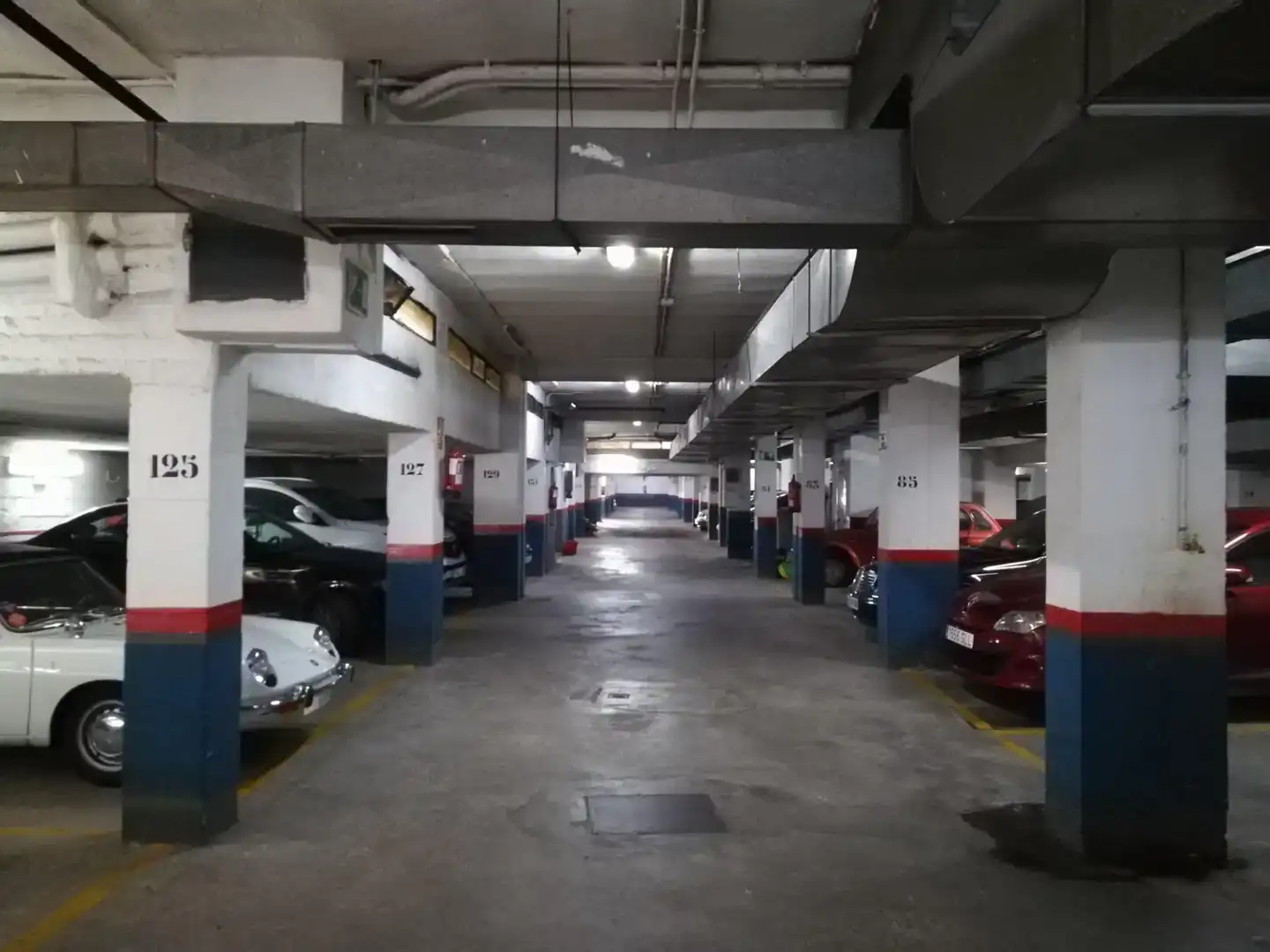 Parking of Garage for rent in Madrid