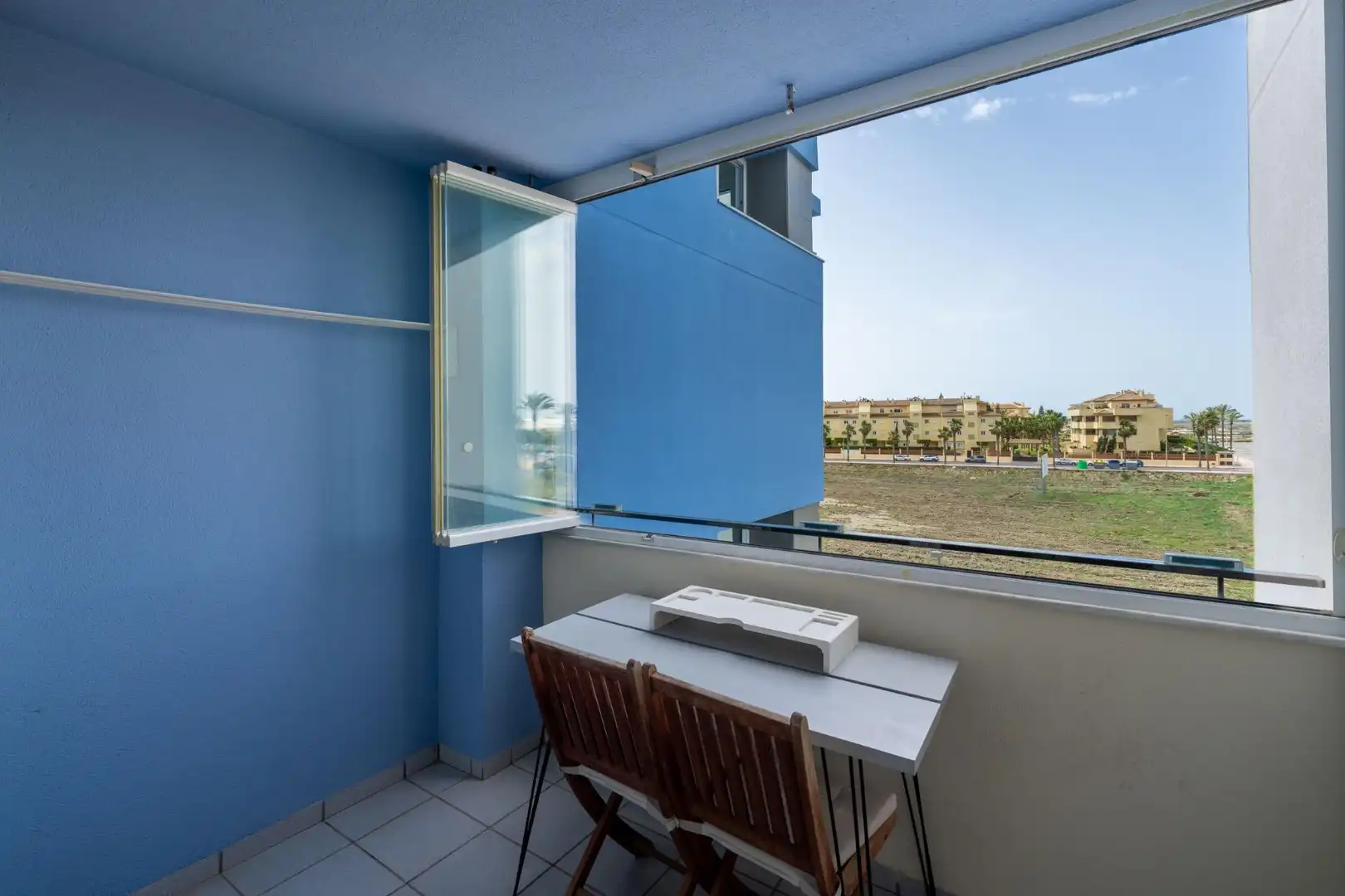 Terrassa de Apartament en venda en Roquetas de Mar amb Aire condicionat, Calefacció i Jardí privat