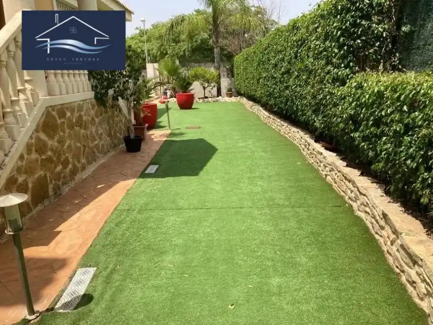 Jardí de Casa o xalet en venda en Mutxamel amb Aire condicionat, Calefacció i Jardí privat