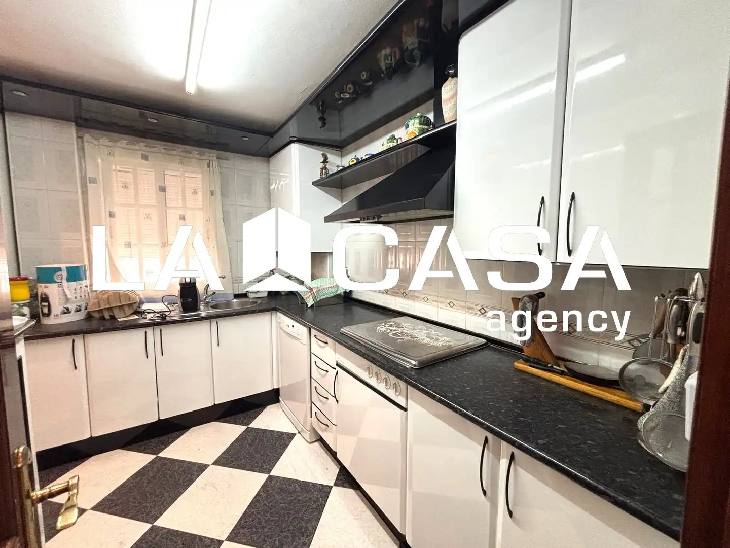 Cocina de Piso en venta en Sevilla