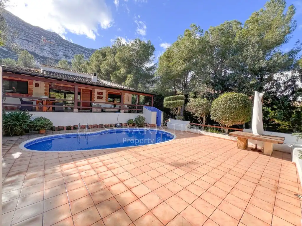 Houses for sale in Calle Verdolaga, 8, El Montgó