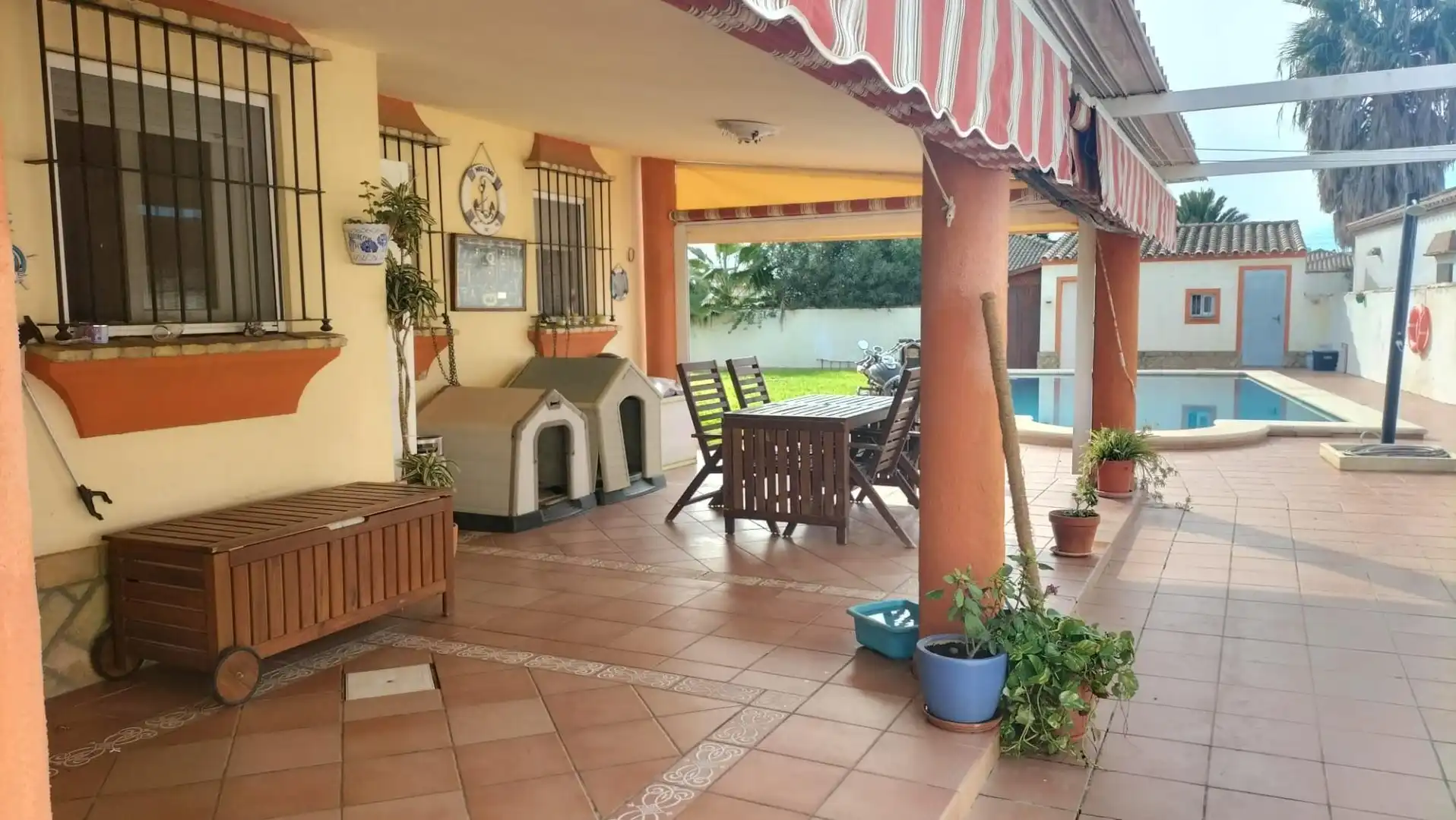 Terrassa de Casa o xalet en venda en Chiclana de la Frontera amb Aire condicionat, Terrassa i Piscina