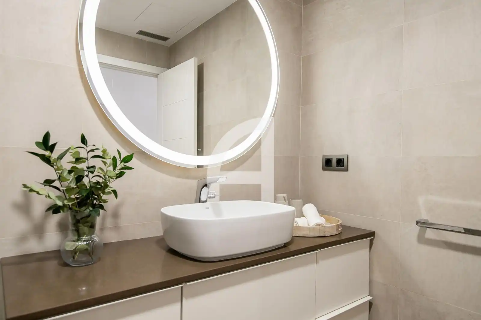Bathroom of Flat for rent in Barcelona  with Air Conditioner, Heating and Parquet flooring