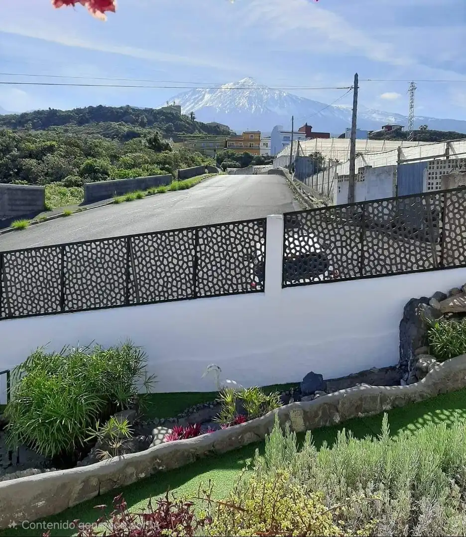 Vista exterior de Casa o chalet en venta en La Guancha con Jardín privado, Terraza y Jacuzzi