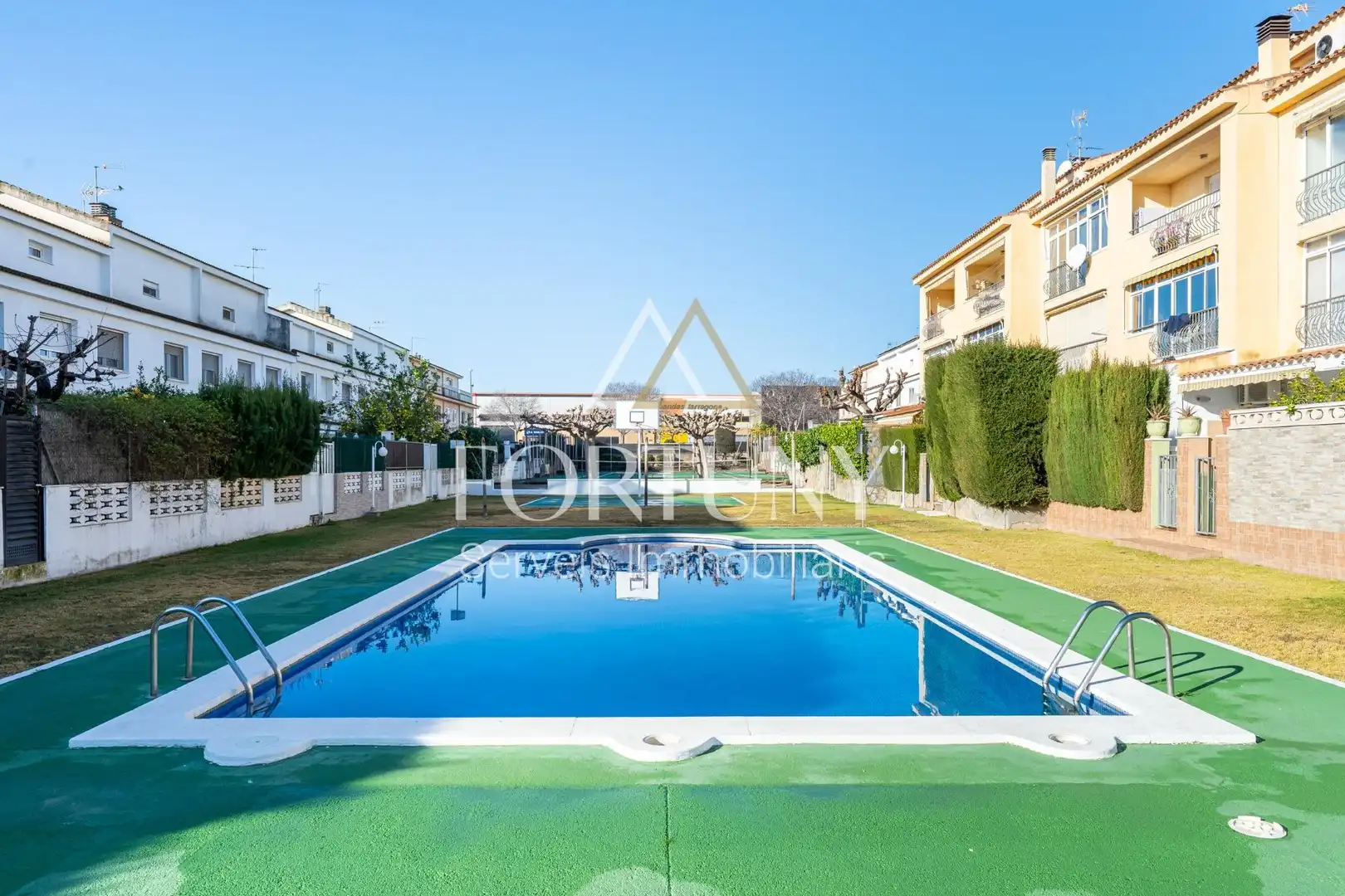 Vista exterior de Casa adosada en venta en Reus con Aire acondicionado, Calefacción y Terraza