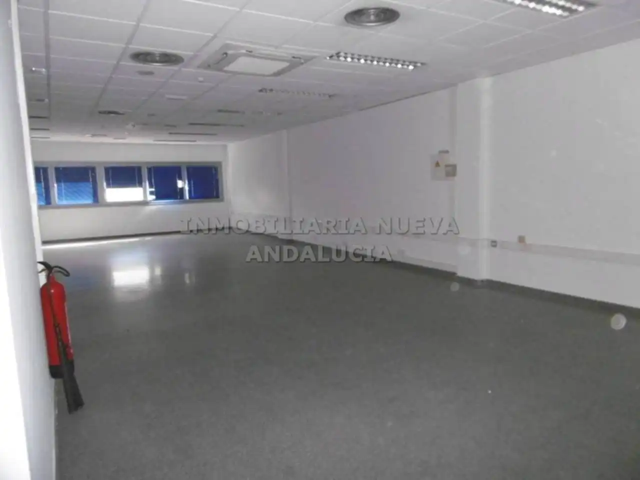 Oficina de alquiler en Nueva Almería - Cortijo Grande - Vega de Acá
