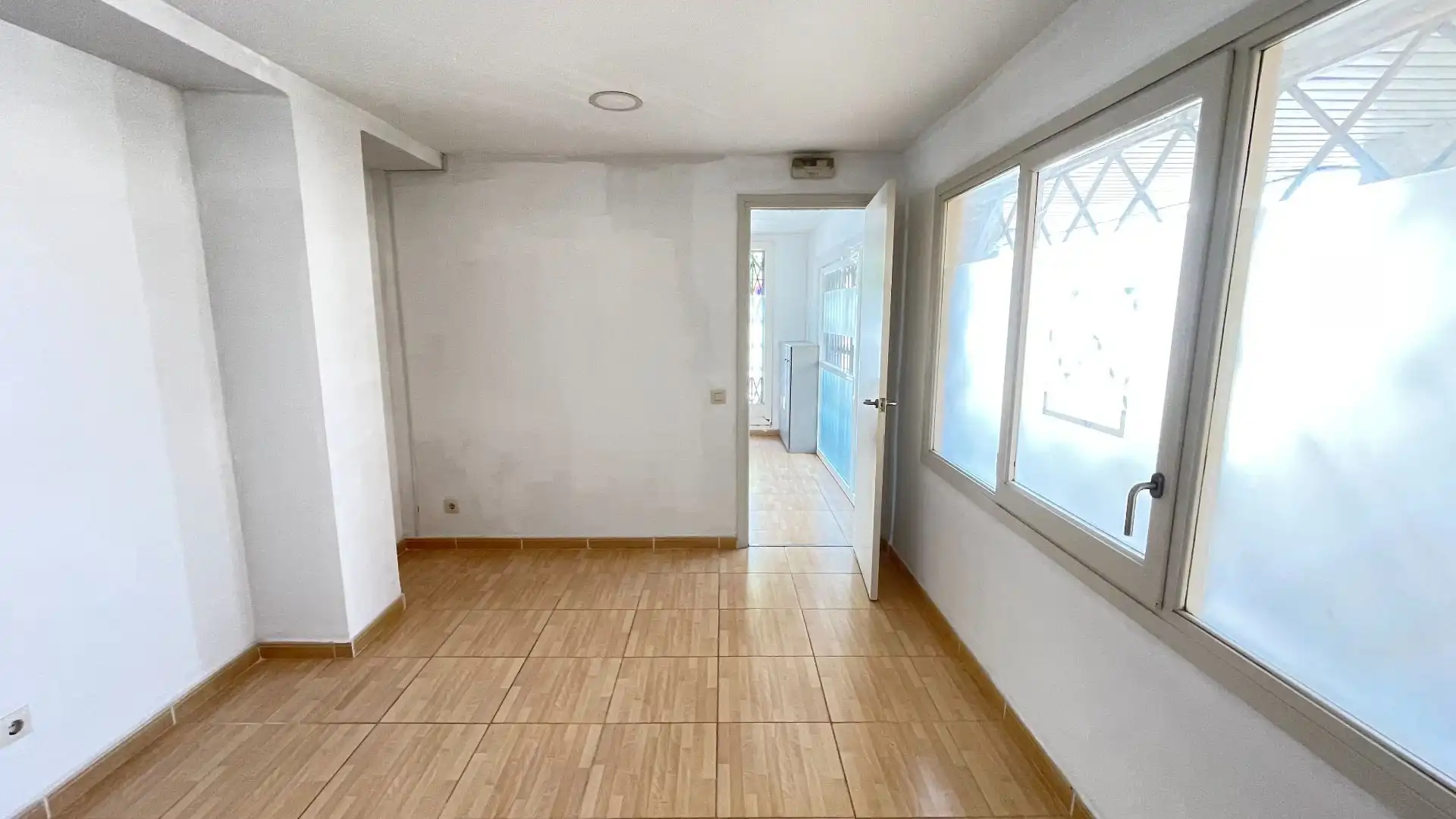 Schlafzimmer von Geschaftsraum zur Miete in Sant Pol de Mar mit Klimaanlage