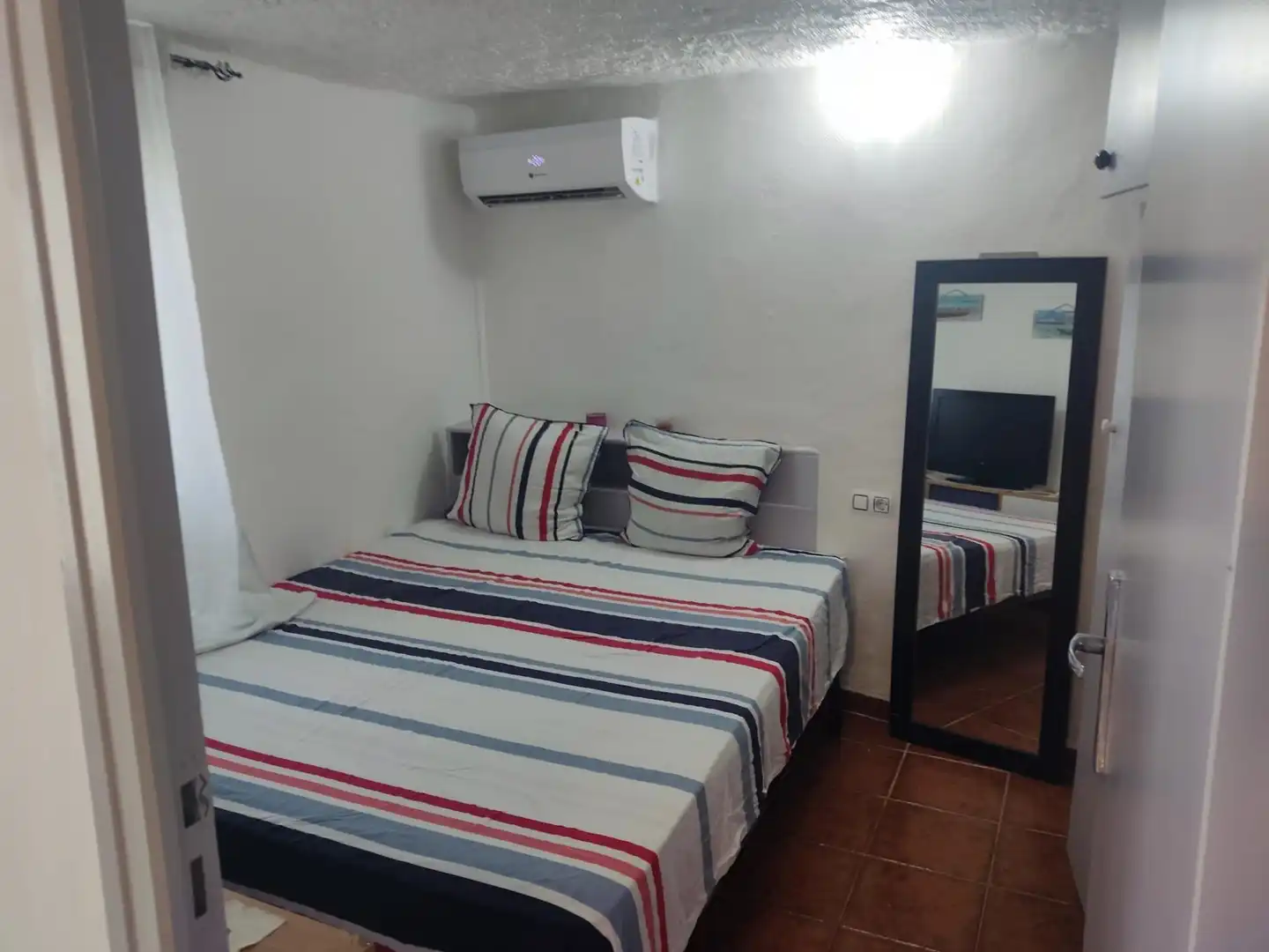 Bedroom of Flat for sale in Empuriabrava  with Heating, Terrace and TV