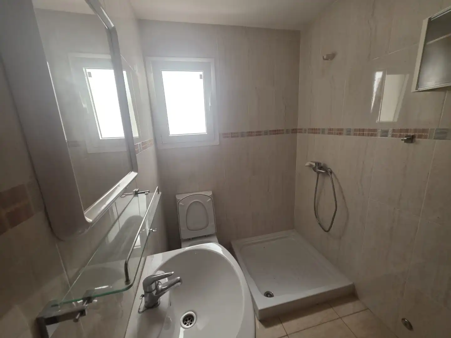 Piso con ascensor en venta en Calle Maninidra, imagen 16