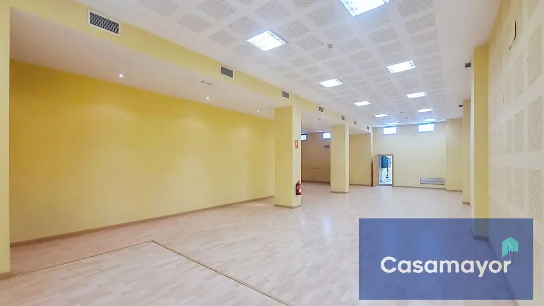 Local comercial de lloguer a Calle Asturias 2, imagen 27