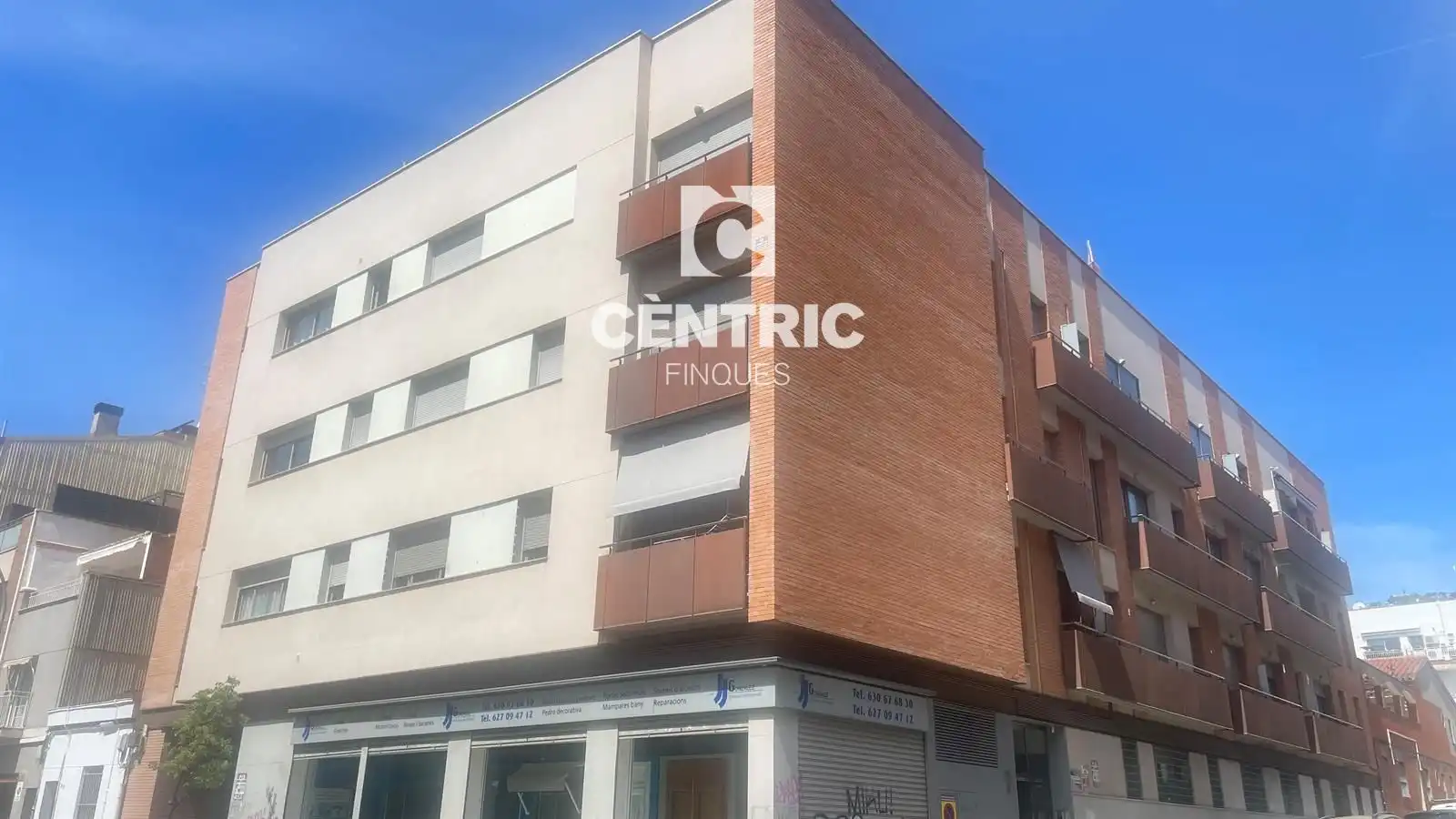 Außenansicht von Wohnung zum Verkauf in Terrassa