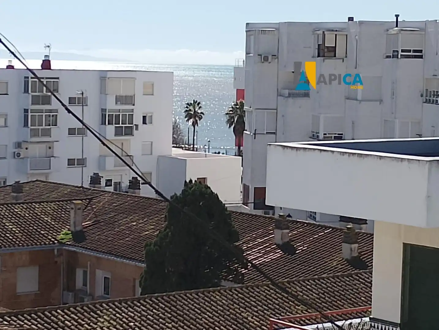 Außenansicht von Wohnung zum Verkauf in Barbate mit Terrasse, Abstellraum und Möbliert
