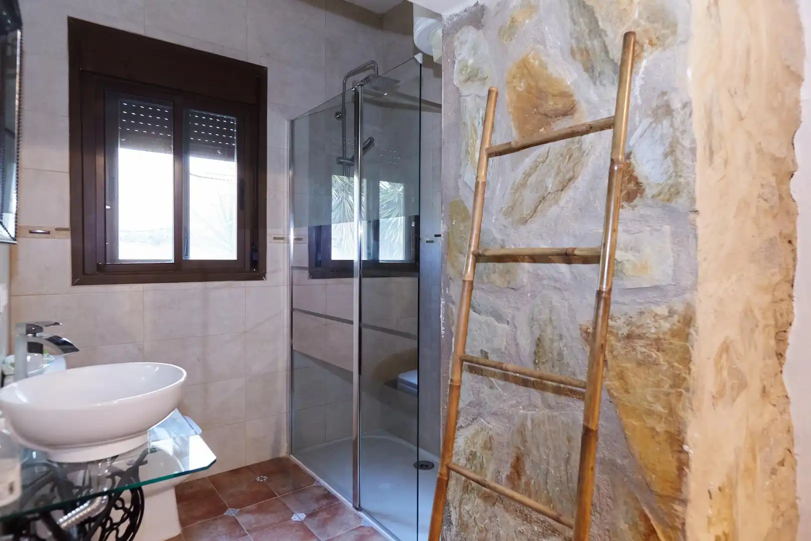 Bany de Casa o xalet en venda en Baeza amb Aire condicionat, Calefacció i Terrassa