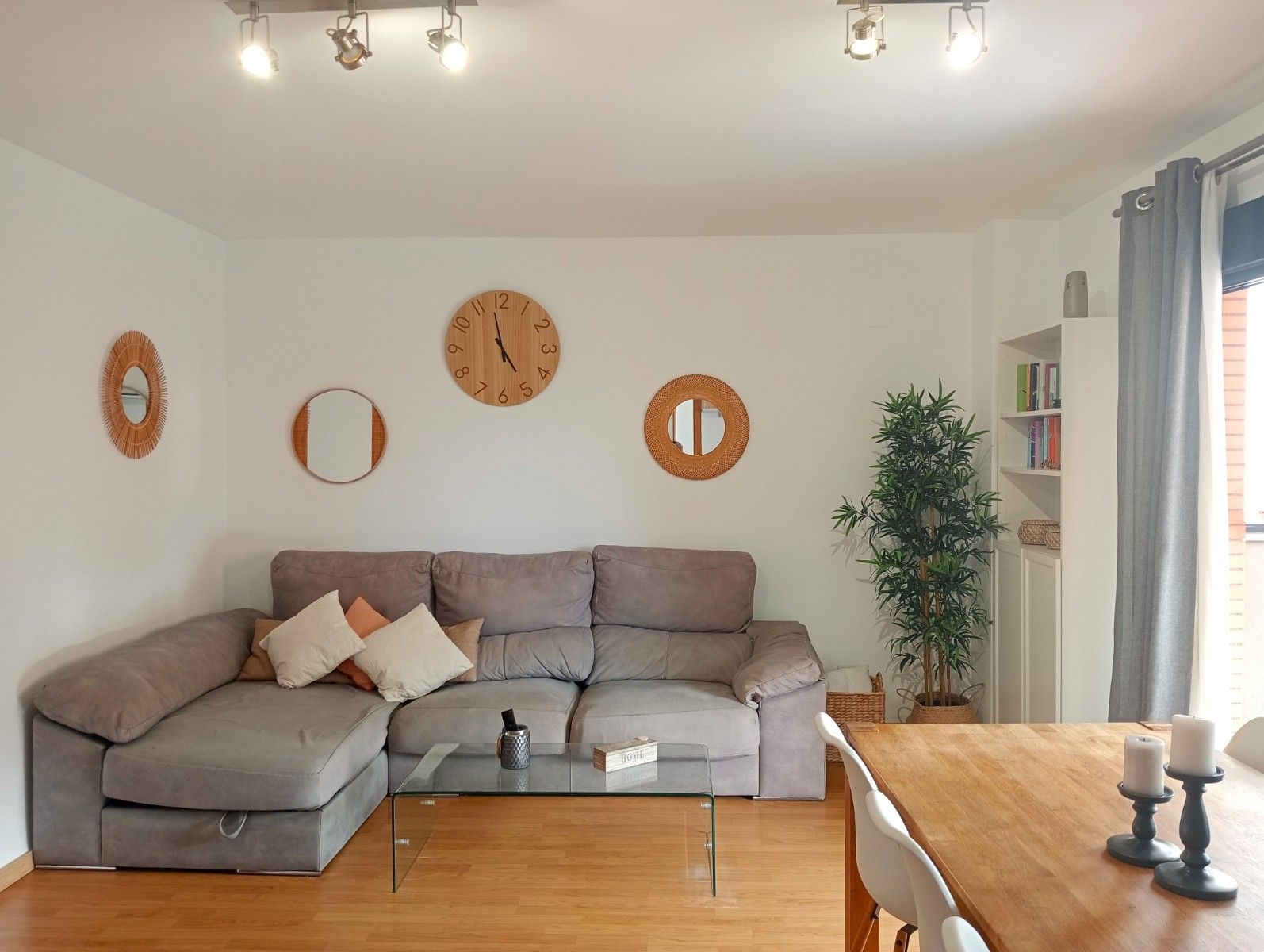 Living room of Flat for sale in Villajoyosa / La Vila Joiosa  with Air Conditioner, Terrace and Swimming Pool