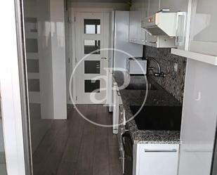 Cuina de Pis de lloguer en  Valencia Capital amb Aire condicionat, Calefacció i Balcó