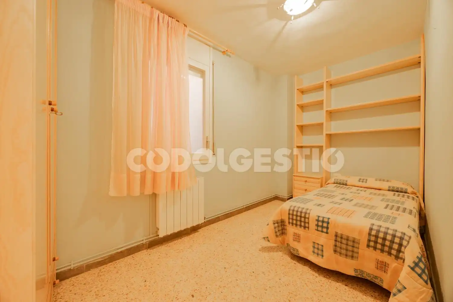 Schlafzimmer von Wohnung zum Verkauf in Torelló, Barcelona