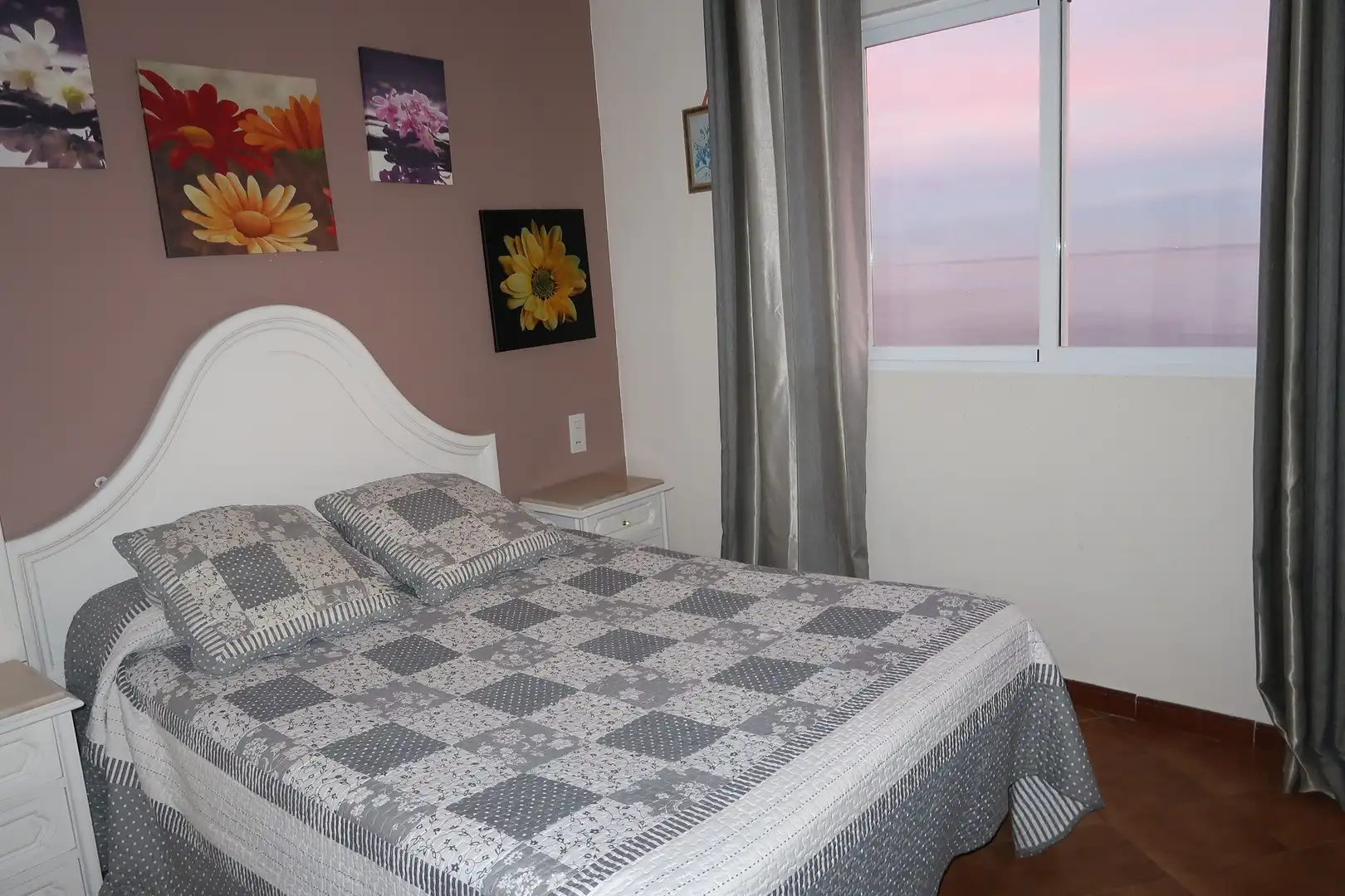 Bedroom of Apartments for rent in Almuñécar  with Furnished, Oven and Washing machine
