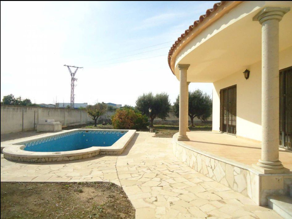 Swimming pool of House or chalet for sale in Vinaròs  with Heating, Terrace and Storage room