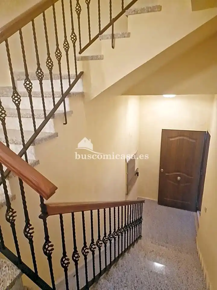 Piso en venta en Los Villares con Calefacción, Amueblado y Balcón