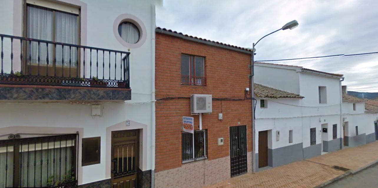 Exterior view of Single-family semi-detached for sale in Alamillo