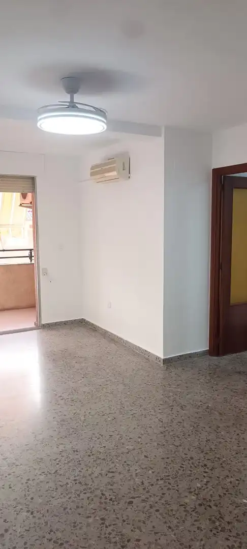 Flat for rent in Murcia  with Air Conditioner, Private garden and Terrace