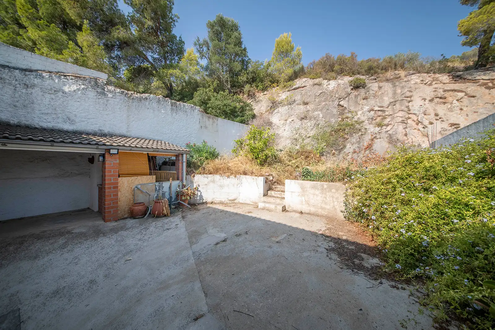Vista exterior de Casa o xalet en venda en Castellví de la Marca amb Jardí privat i Terrassa