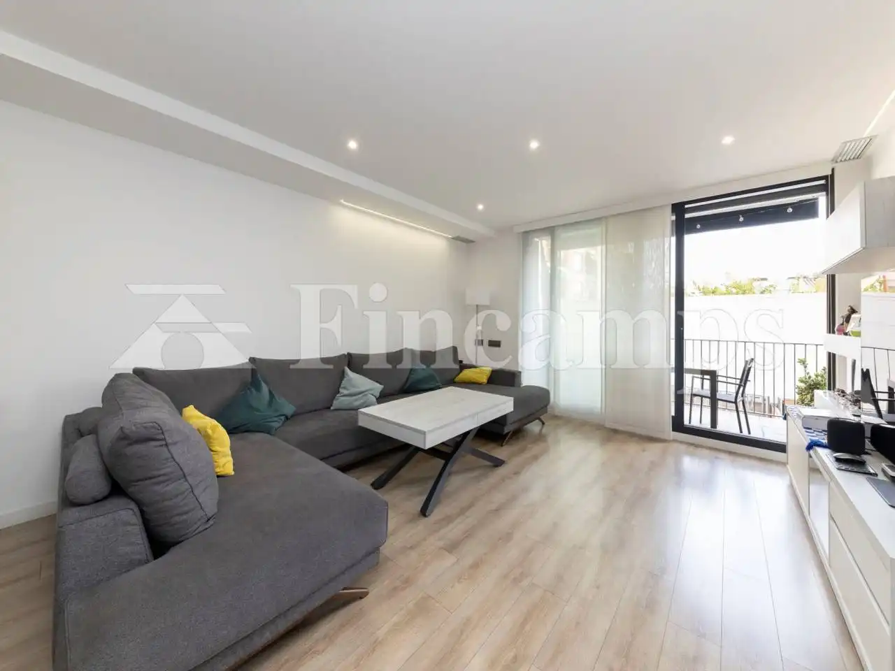 Living room of Detached homes for sale in Sabadell  with Air Conditioner, Heating and Private garden