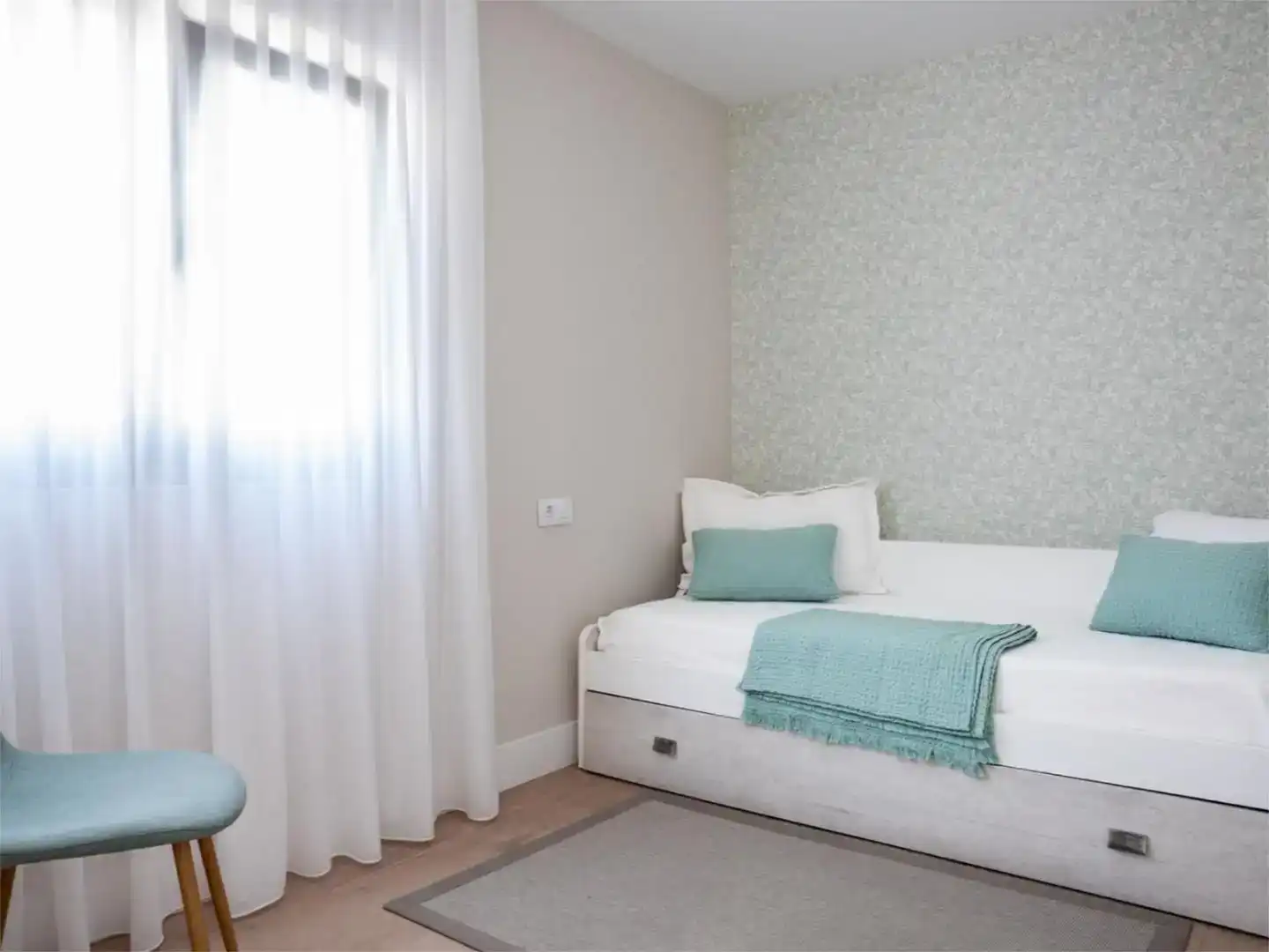 Habitación de Casa o chalet de alquiler en Vilagarcía de Arousa con Aire acondicionado, Jardín privado y Amueblado
