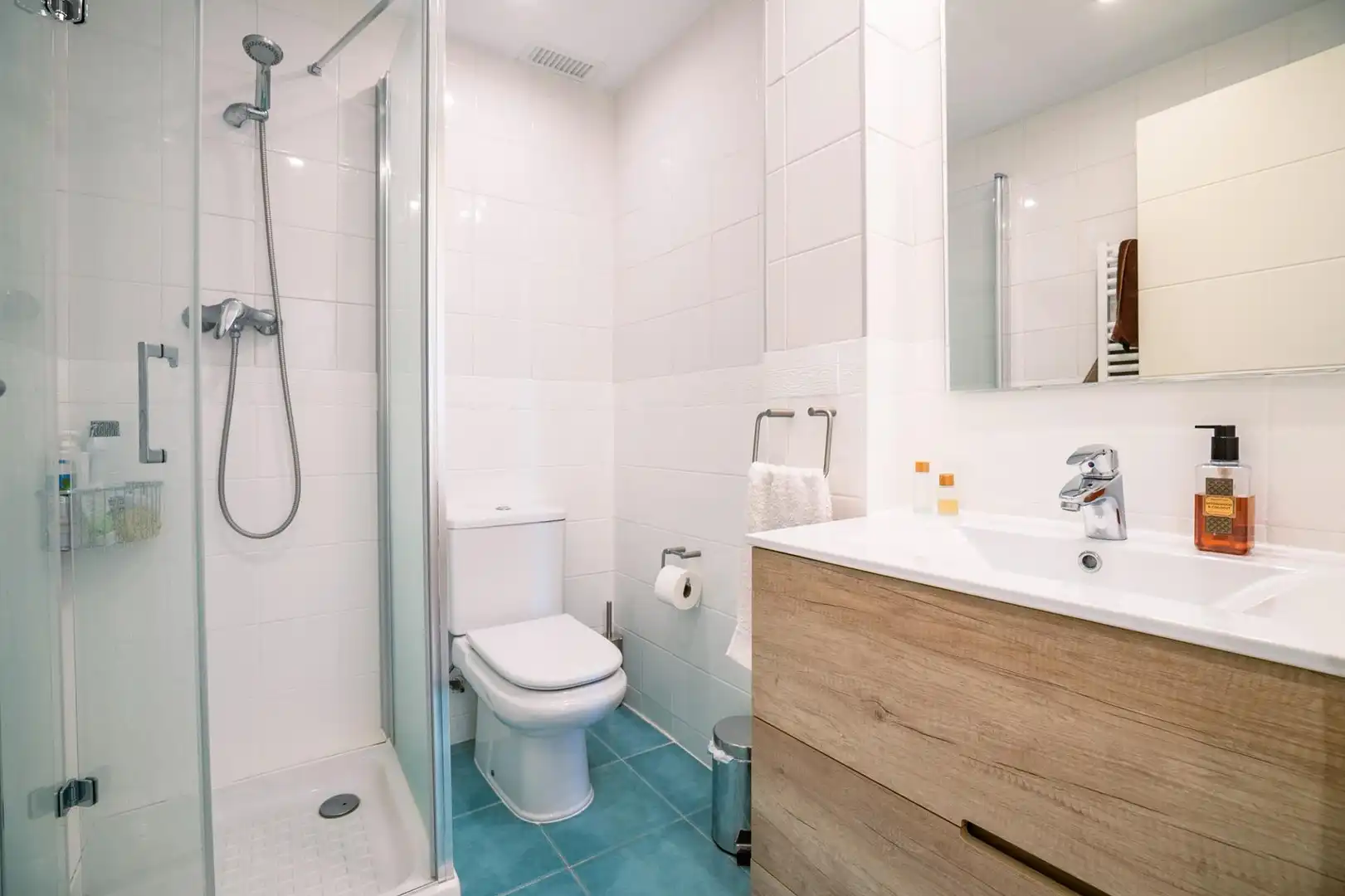 Baño de Dúplex en venta en Sabiñánigo con Calefacción, Terraza y Trastero