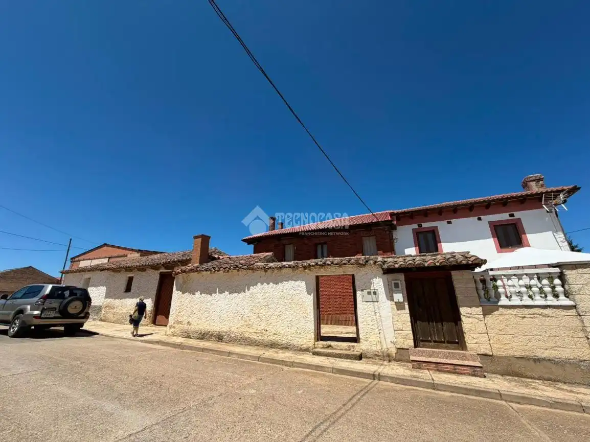 Vista exterior de Casa o xalet en venda en Páramo de Boedo