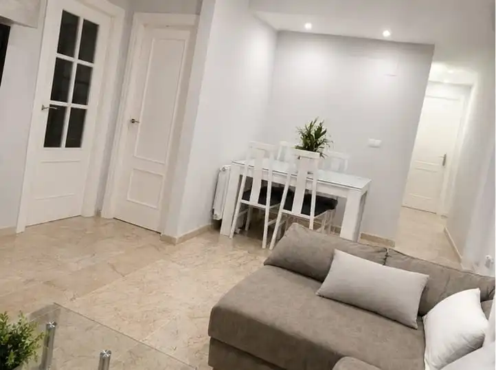 Sala d'estar de Pis en venda en La Zubia amb Aire condicionat i Calefacció
