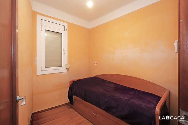 Piso en Venta en El Poble Sec - Parc de Montjuïc