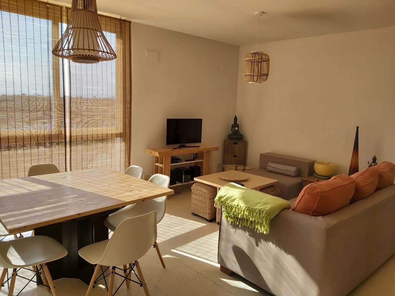 Sala d'estar de Apartament per a compartir en Paterna amb Aire condicionat, Terrassa i Moblat