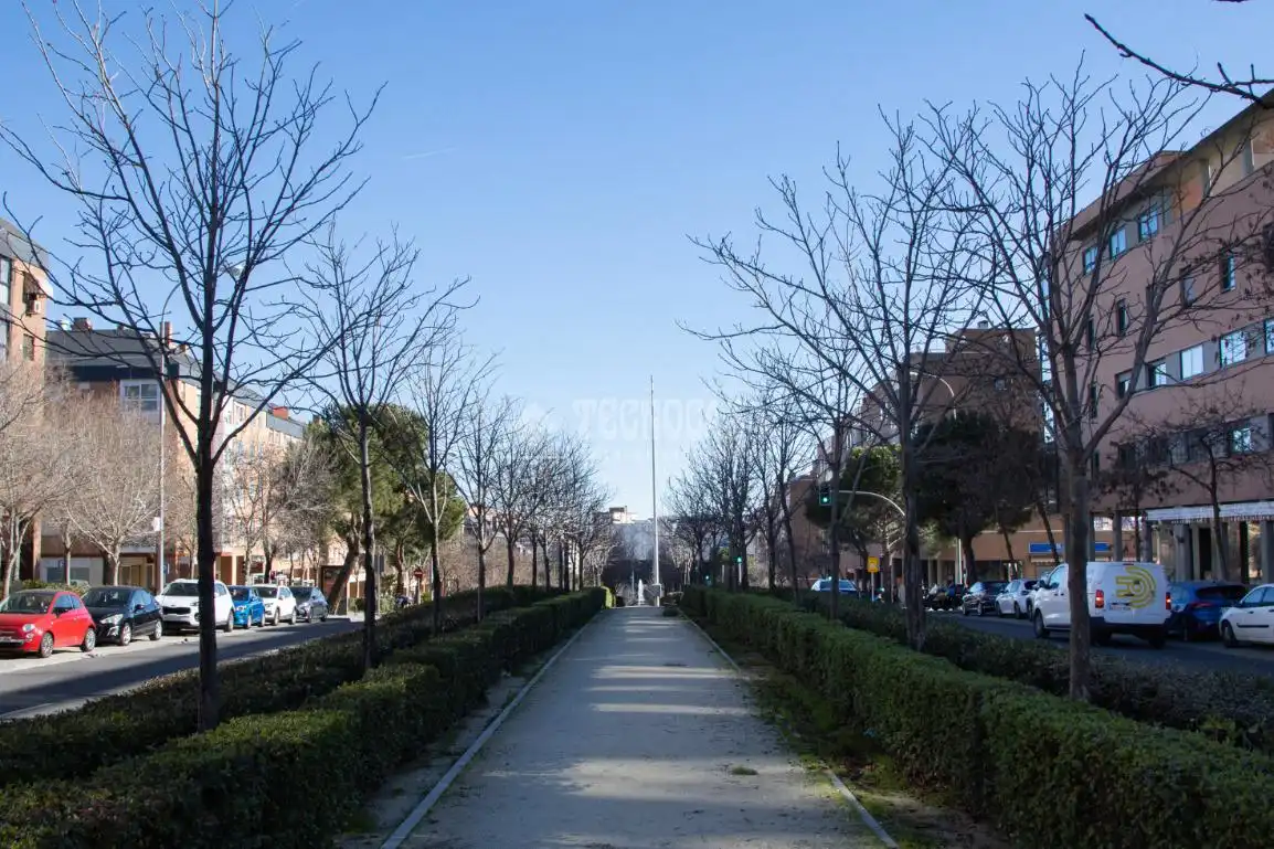 Vista exterior de Pis en venda en Madrid
