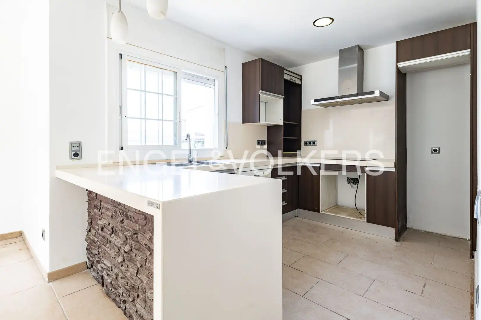 Cocina de Casa o chalet en venta en Llinars del Vallès con Calefacción y Jardín privado
