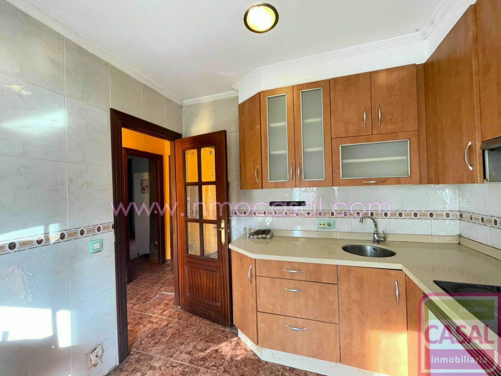 Cocina de Casa o chalet en venta en Mieres (Asturias) con Calefacción y Amueblado
