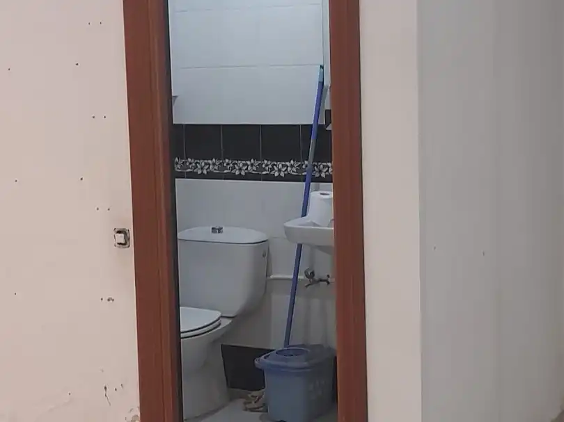 Bathroom of Commercial properties for rent in Jerez de la Frontera