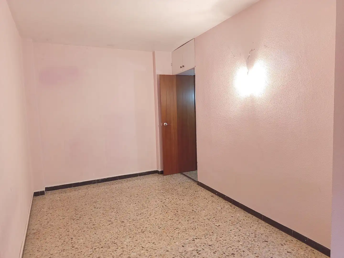 Bedroom of Flat for sale in Zaragoza  with Heating, Terrace and Balcony