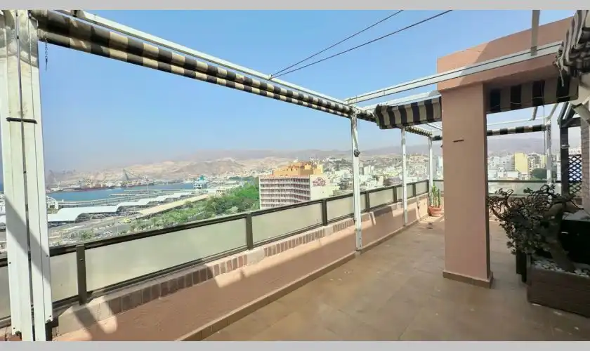 Terraza de Ático en venta en Almería con Aire acondicionado, Calefacción y Terraza