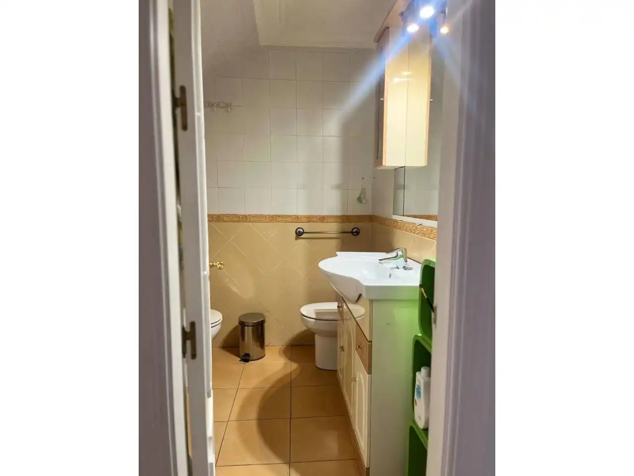 Bany de Dúplex en venda en Estepona amb Aire condicionat, Terrassa i Moblat