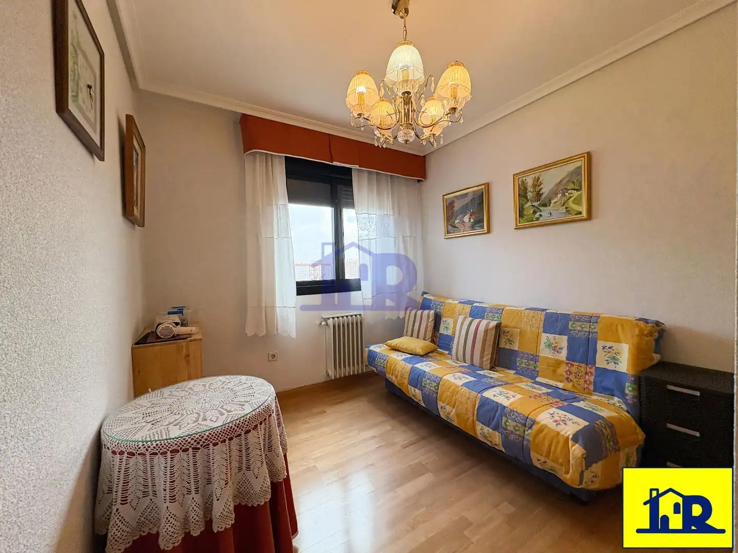 Habitación de Piso en venta en Cuenca con Calefacción, Trastero y Piscina