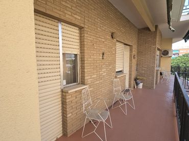Piso con ascensor en venta en Avenida de Cristobal Colón